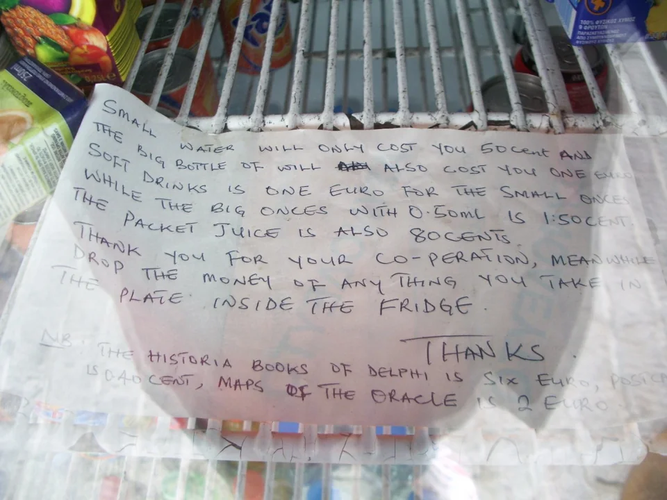 Curioso mensaje en un Frigorífico de Bebidas
