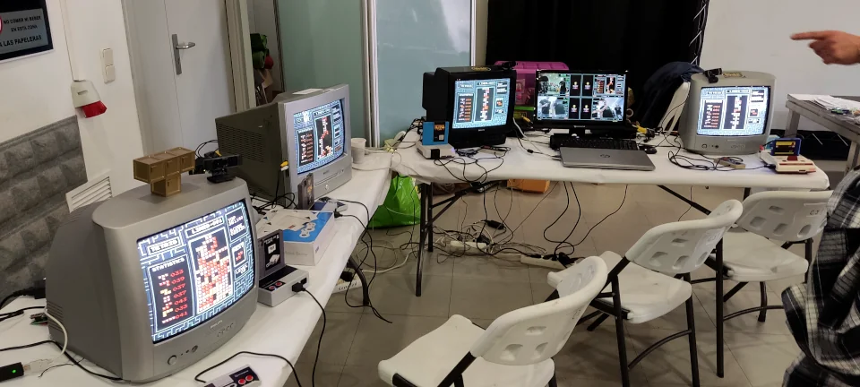 Zona de Juegos de RetroReal