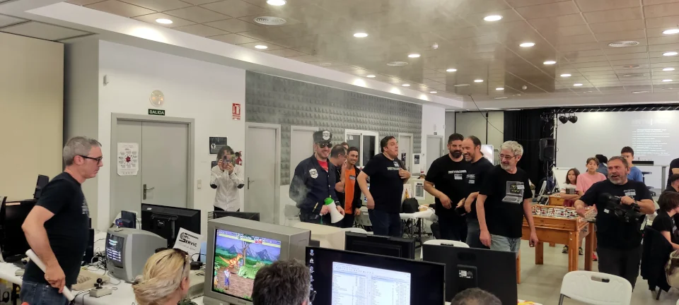 La Policía del Retro en RetroReal